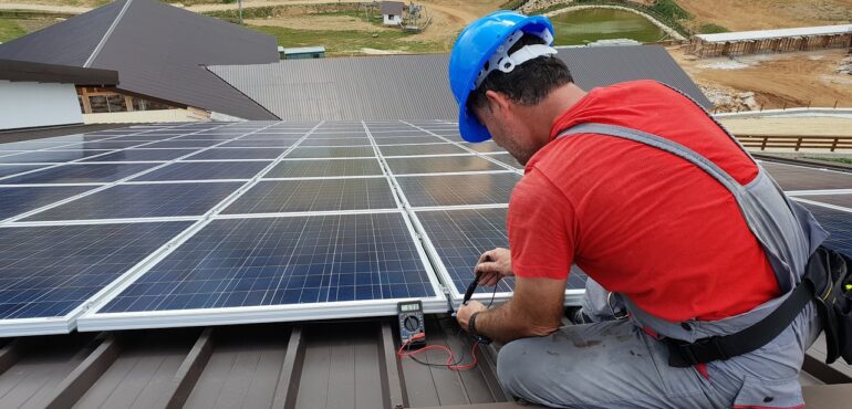 Solar Panel voltage monitoring